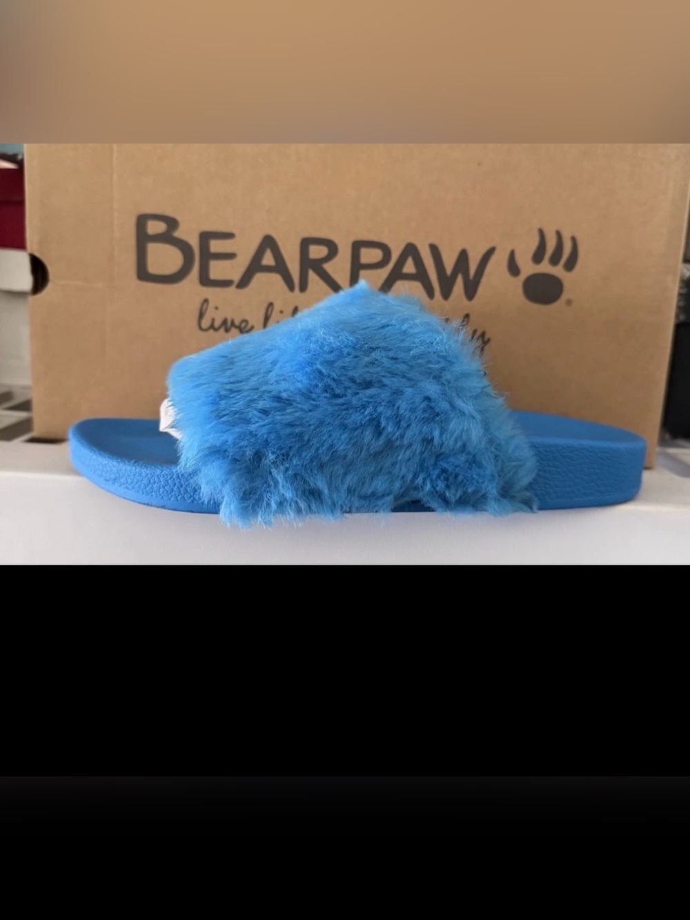 Bearpaw Women’s Slide Sandals Fuzzy Deep Blue Size 7 M US